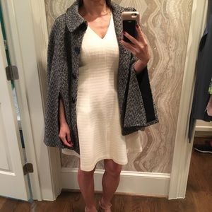 Tweed cape thick and heavy size S Steve Madden